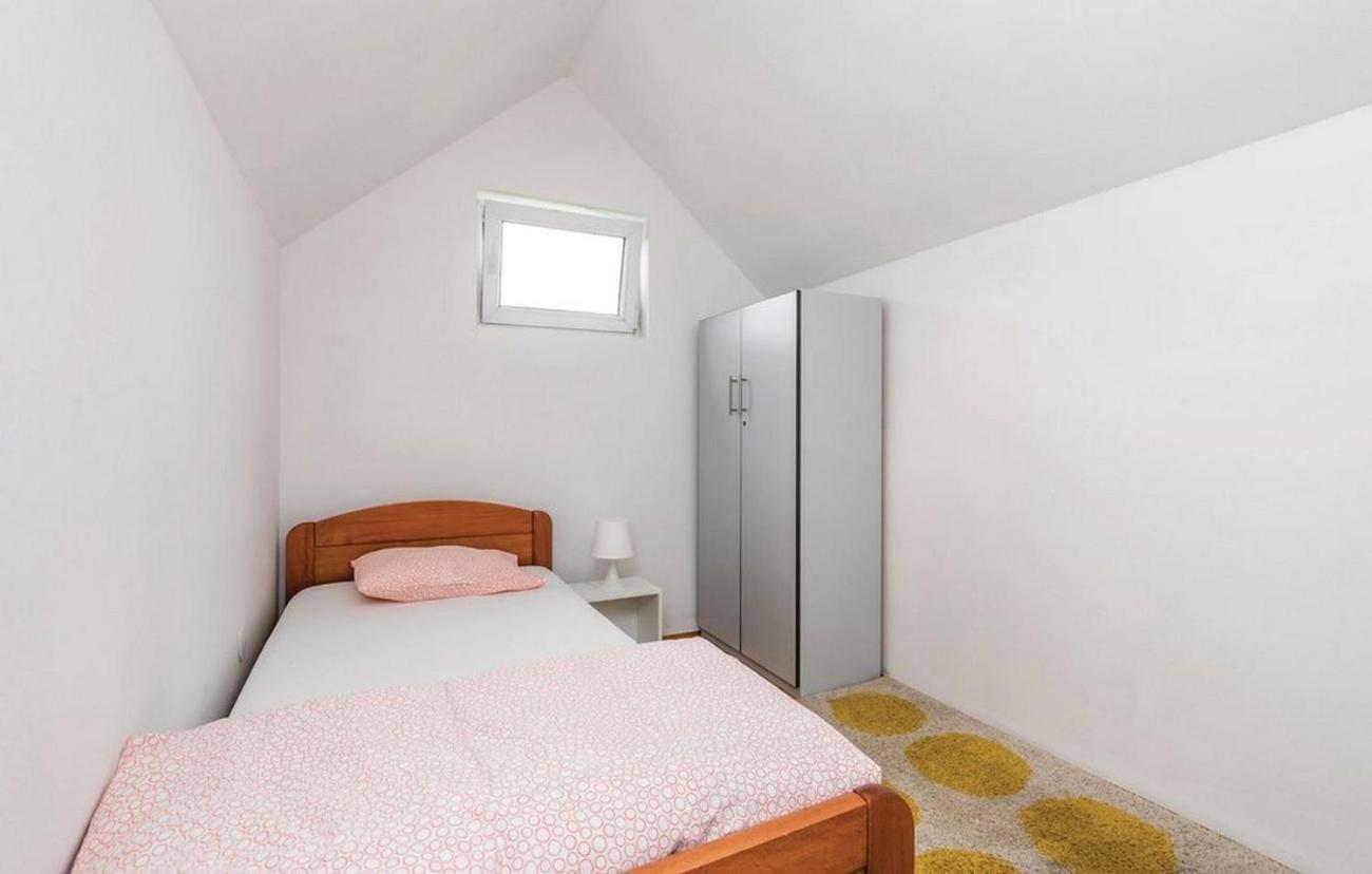 Apartments For Families With Children Jasenak, Karlovac - 17501 Habitación foto